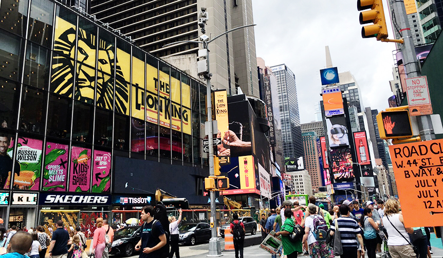 早めの夏休み、オフは目一杯のN.Y｜戸田恵子 ギャラリー