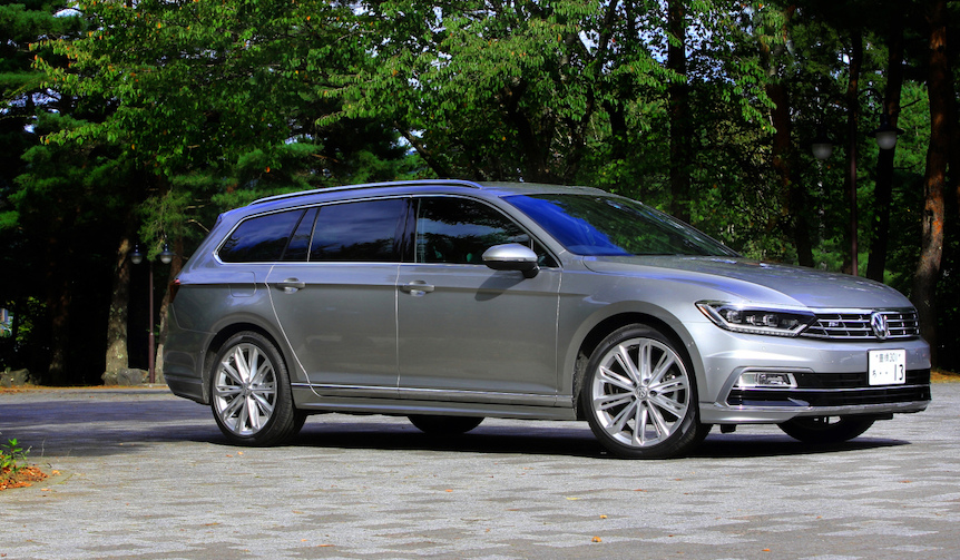 パサートに追加されたハイパフォーマンスモデルに試乗｜Volkswagen ギャラリー