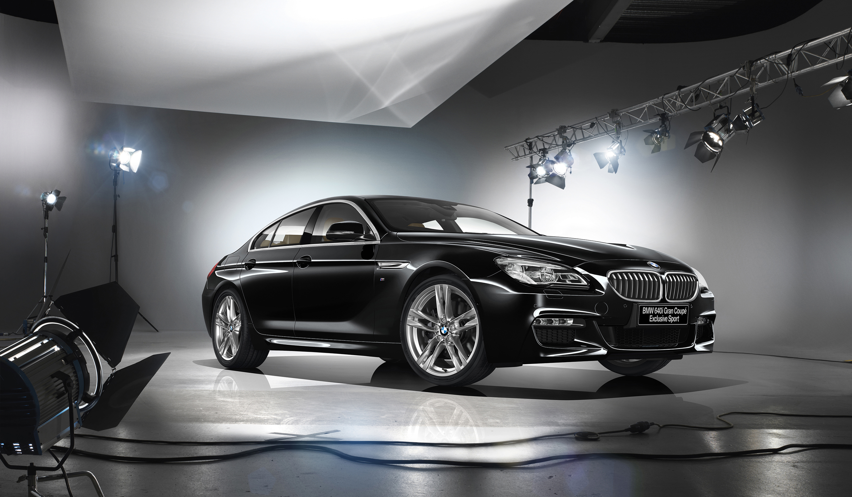 BMW100周年を記念した6シリーズグランクーペの特別仕様車｜BMW ギャラリー