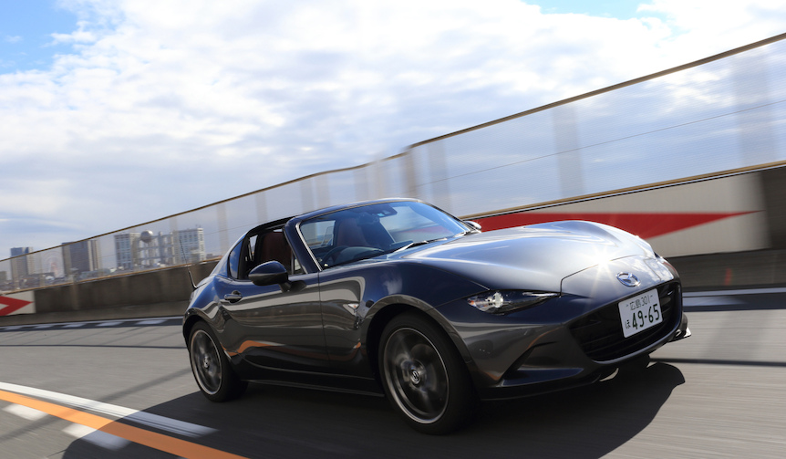 リトラクタブルハードトップの「ロードスター RF」に試乗｜Mazda ギャラリー