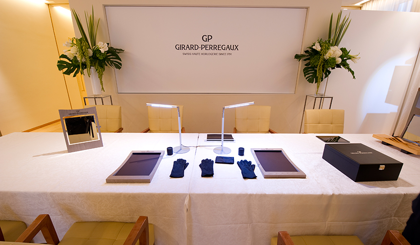 これは夢か、幻か……。超複雑時計に囲まれた部屋｜GIRARD-PERREGAUX ギャラリー