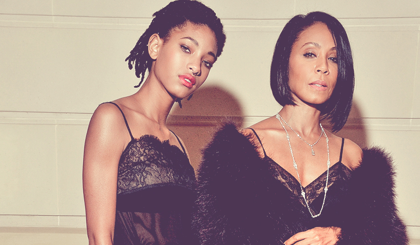 セレブスナップ｜シャネル 2017年秋冬メティエダールコレクション「コスモポライト」｜CHANEL