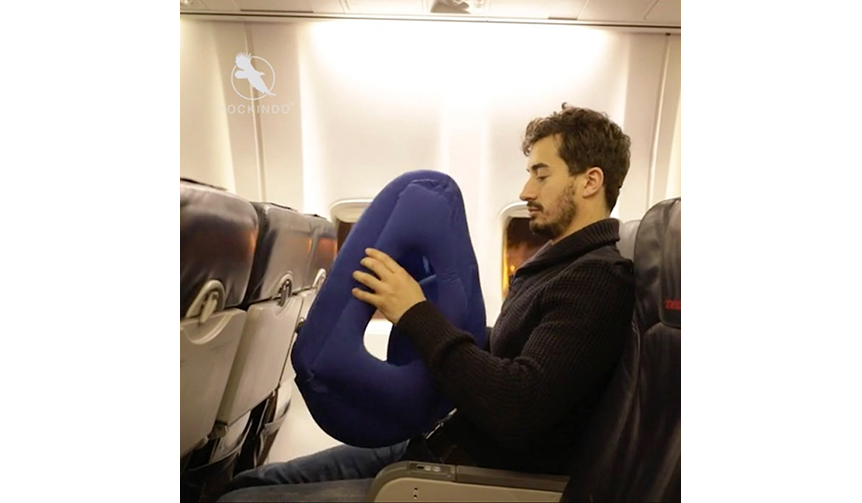 ビジネスマンが考案したトラベルピロー｜DESIGN ギャラリー