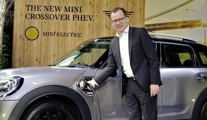 MINIクロスオーバーのPHV、日本上陸｜MINI ギャラリー