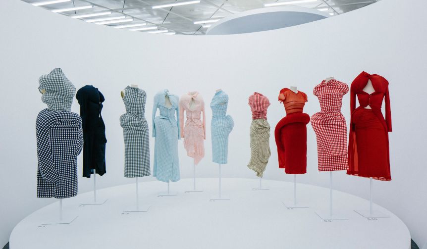 萩原輝美 連載 vol.167｜コム デ ギャルソン展　ギャラリー