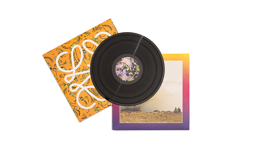 ロエベが贈る夏のミュージックトラック「Close to Paradise」｜LOEWE ギャラリー