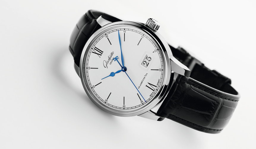 セネタ・エクセレンスに「パノラマデイト」「ムーンフェイズ」が登場｜GLASHÜTTE ORIGINAL ギャラリー