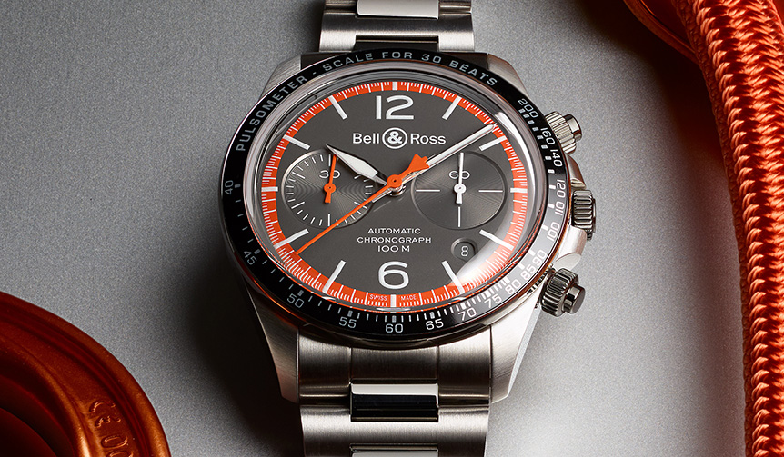 誕生20周年を迎えたVintageシリーズから、新作「BR V2 ガード・コート」が登場｜Bell & Ross ギャラリー