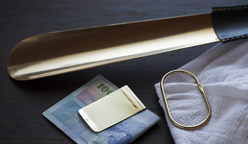 すべてがハンドメイド。瀬戸内を拠点に活動する真鍮工房の「マネークリップ」 ｜Lue ギャラリー