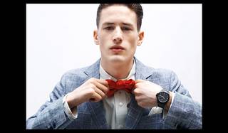 2018年最注目の次世代クオーツウォッチ「コンクエスト V.H.P.」の着こなし方｜LONGINES ギャラリー