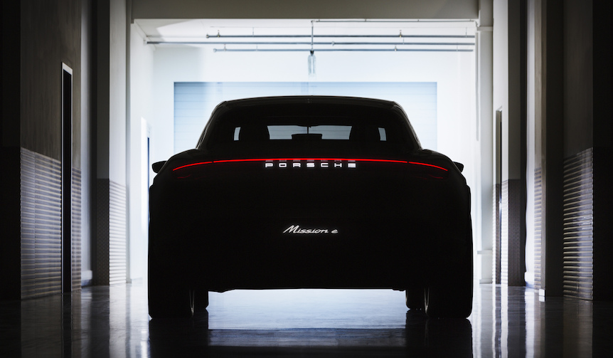 ポルシェ、EVコンセプトを世界初披露｜Porsche ギャラリー