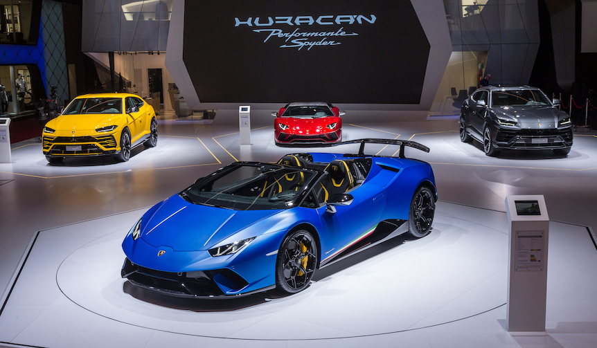 ウラカンの最高峰コンバーチブル「ペルフォルマンテ スパイダー」登場｜Lamborghini ギャラリー