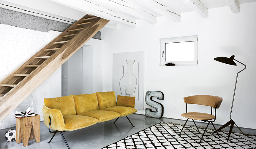 鋼鉄を叩いて成形する“鍛造”を用いたコレクション「オフィチーナ」の新作｜MAGIS ギャラリー