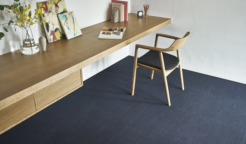 ジーンズのように経年変化が楽しめる、画期的なビニル床「デニムフロア」｜TAJIMA ギャラリー