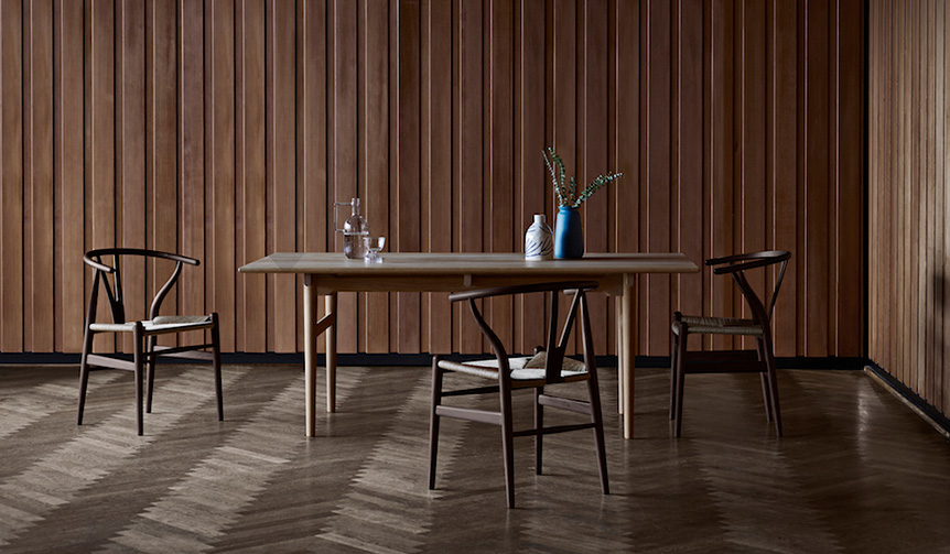 ウェグナーの誕生日を祝う特別仕様のYチェア｜CARL HANSEN & SØN ギャラリー