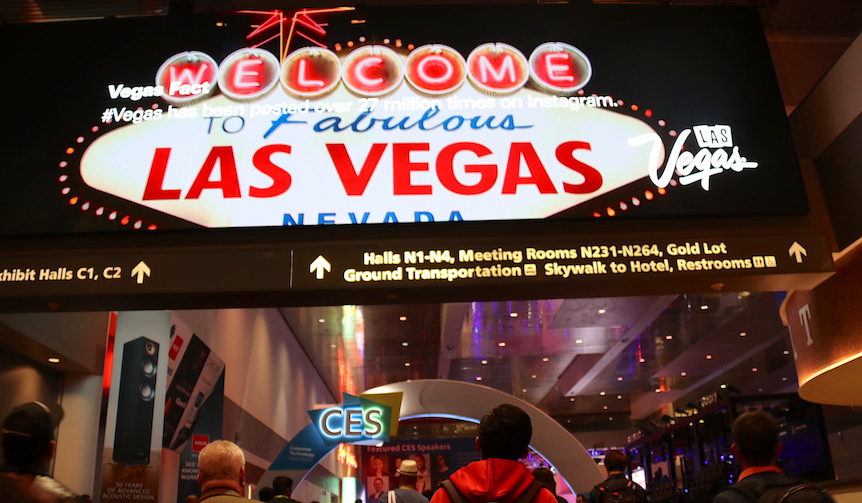 OLEDの「大峡谷」から自動通訳イヤフォンまで｜CES 2018 ギャラリー