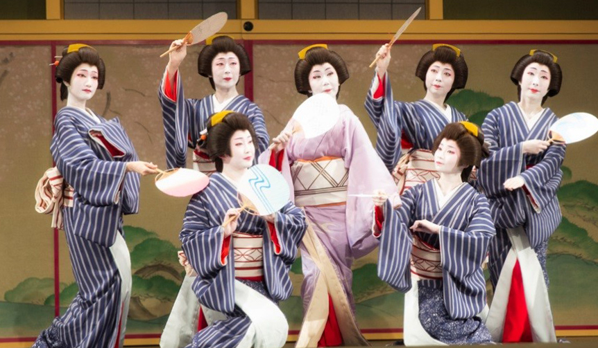 一見さん大歓迎！　新橋の芸者、料亭文化をモダンに遊ぶ「東をどり」開催｜ART　ギャラリー