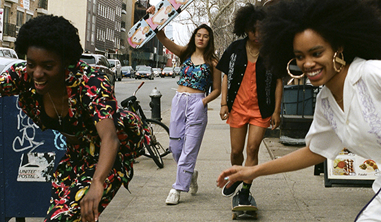 エックスガール初となるスケートボードウエアラインがリリース｜X-girl　ギャラリー