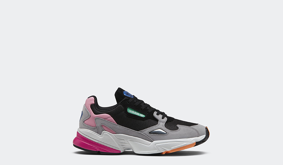 90年代を彷彿させる「adidasFALCON W」が間もなくリリース｜Adidas ギャラリー