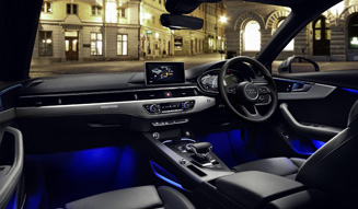 アウディA4シリーズが仕様変更を実施｜Audi ギャラリー