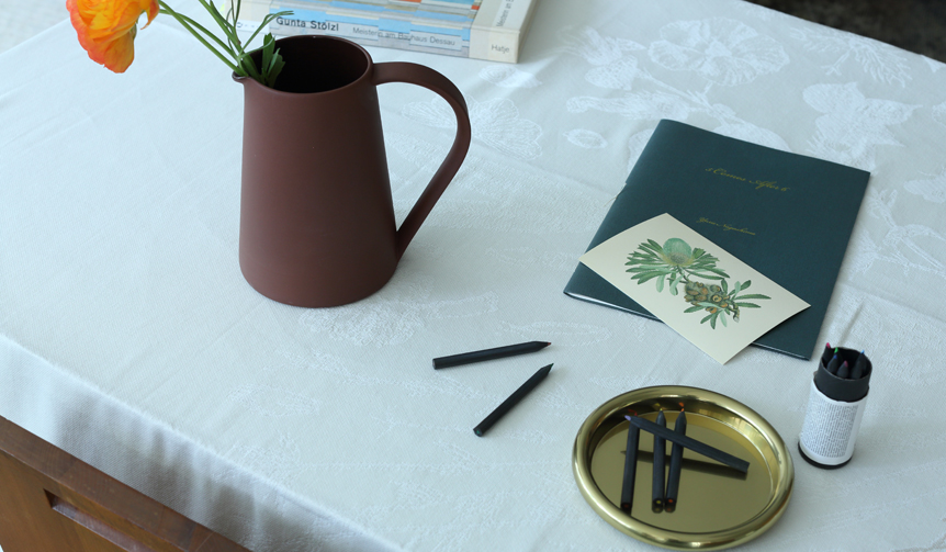 粘土の特性を熟知したスペシャリストによるピッチャー｜Another Country　ギャラリー