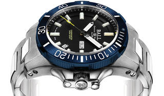 鮮やかなブルーPVDベゼル仕様の「サブマリン ウォーフェア」｜BALL WATCH　ギャラリー