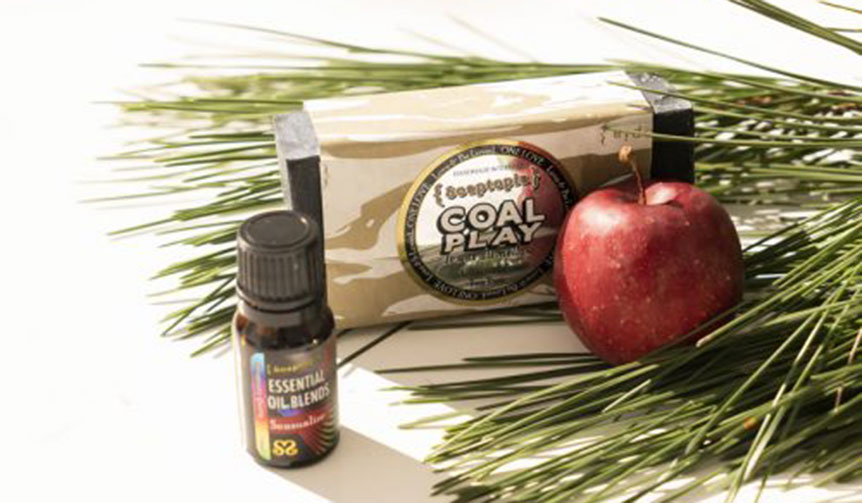 ソープトピアのエッセンシャルオイルで女性性を高め、ソープとブラシで肌磨き｜Soaptopia  ギャラリー