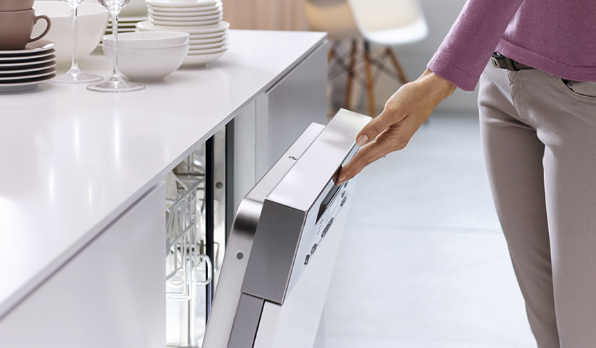 ドイツ・ミーレ社、創業120周年記念モデル。ビルトイン食器洗い機を発売｜Miele ギャラリー