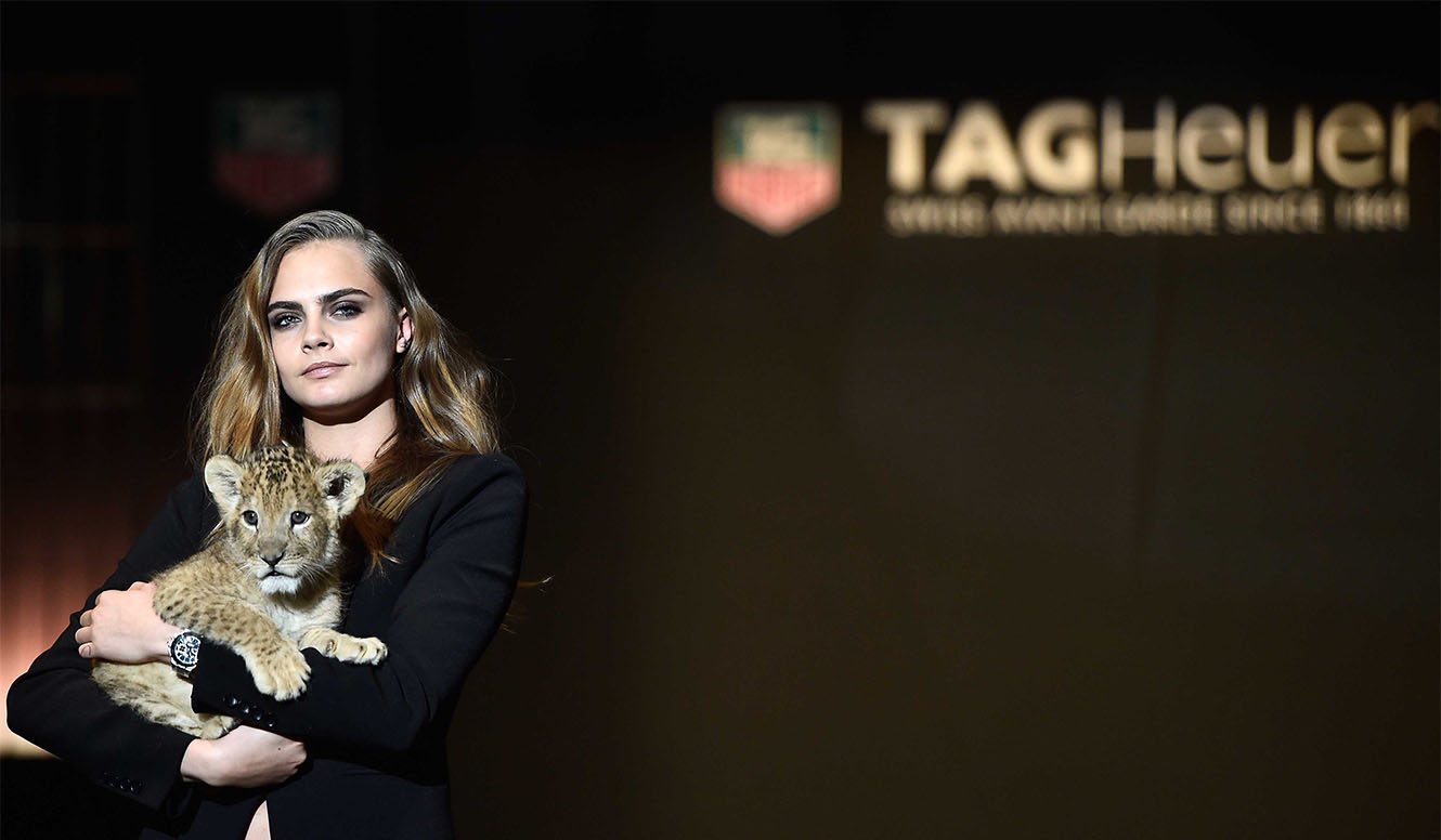 カーラ・デルヴィーニュが新アンバサダーに|TAG Heuer