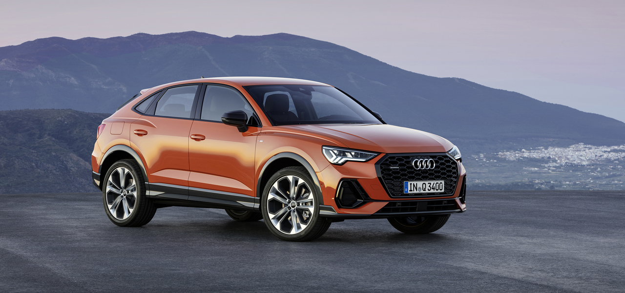 クーペシルエットの新型コンパクトSUV アウディ「Q3スポーツバック」デビュー|Audi