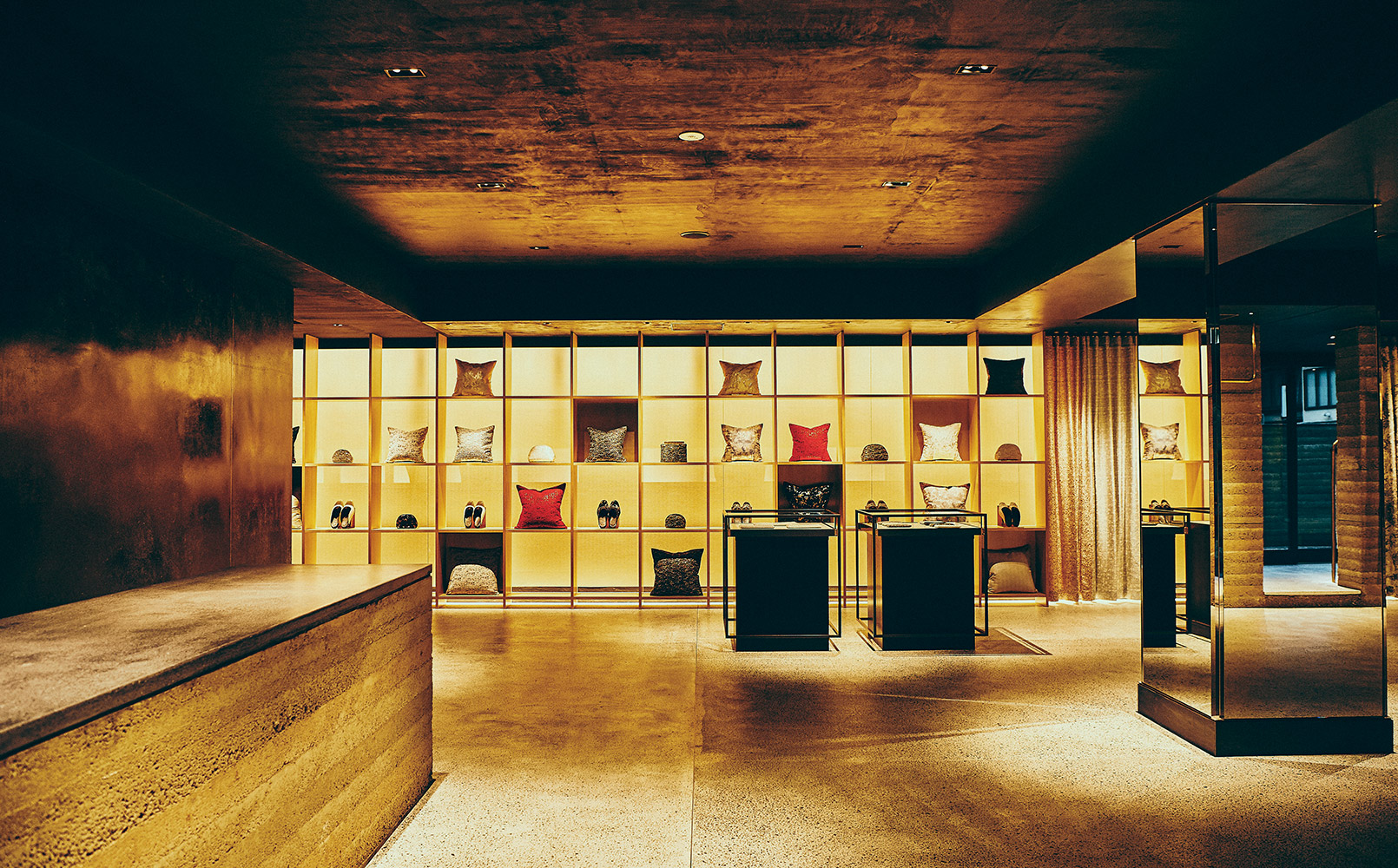 HOSOOブランド初の旗艦店「HOSOO FLAGSHIP STORE」がオープン｜HOSOO