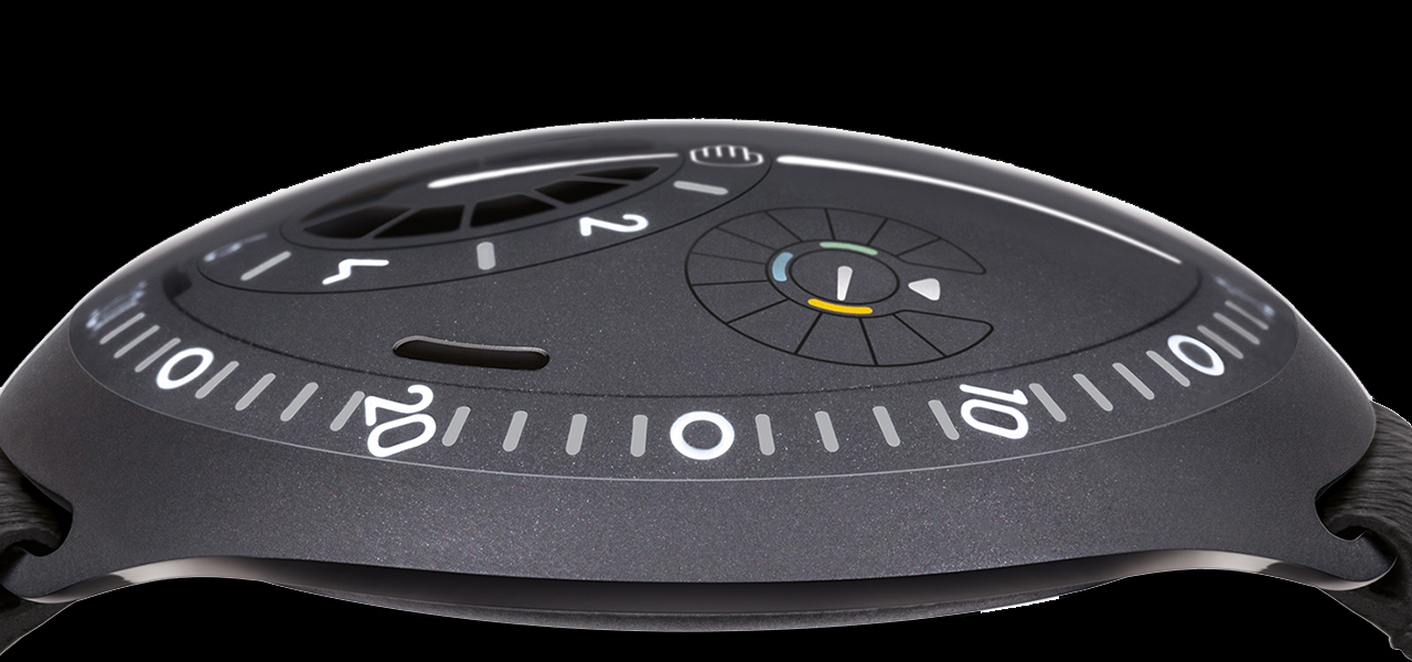 世界初！ スマートフォンと連携する機械式時計「Type 2」｜RESSENCE