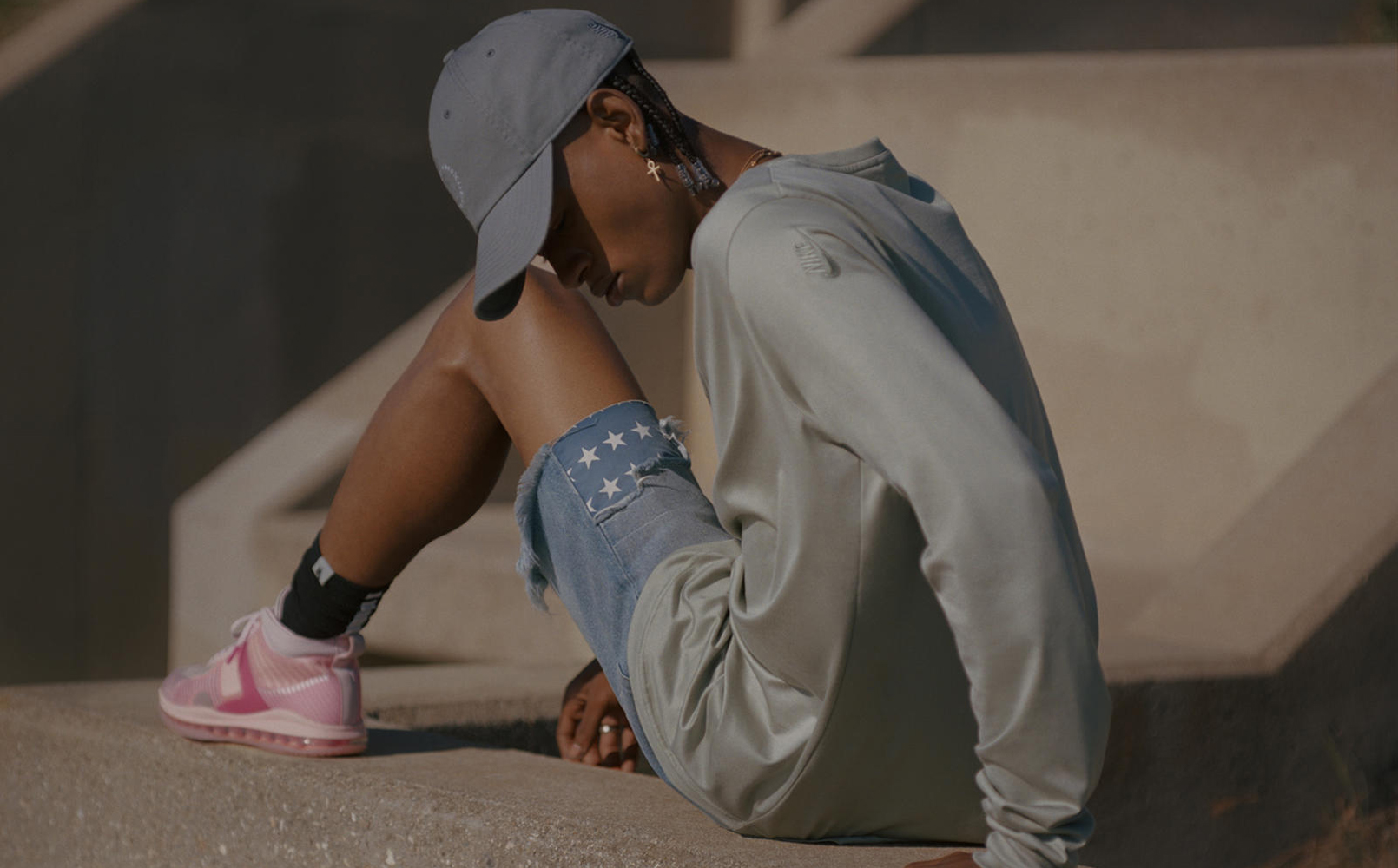 ナイキ「レブロン ジェームズ×ジョン エリオット アイコン コレクション」第二弾が登場|NIKE