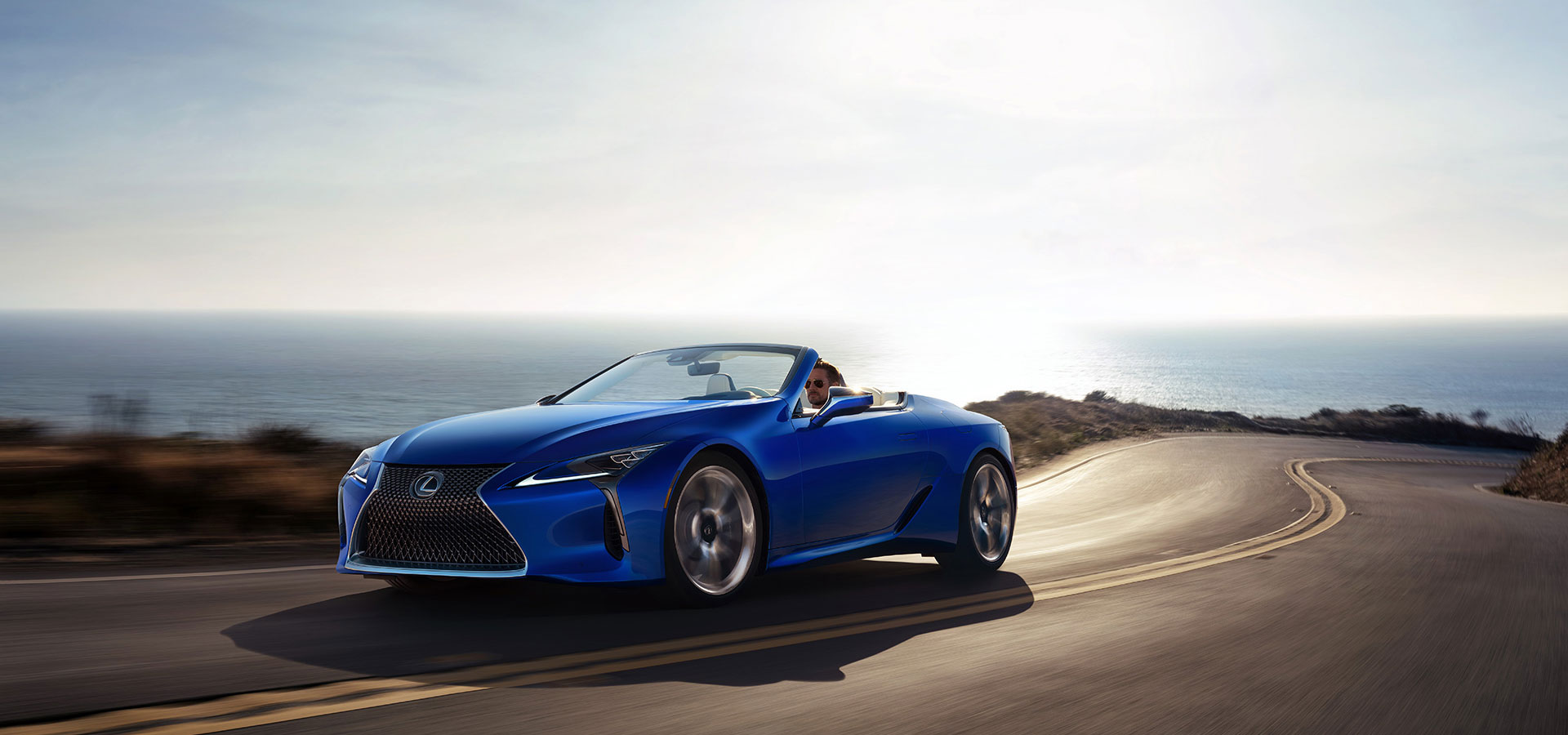 待望のLC500コンバーチブルモデルがついにワールドプレミア|Lexus