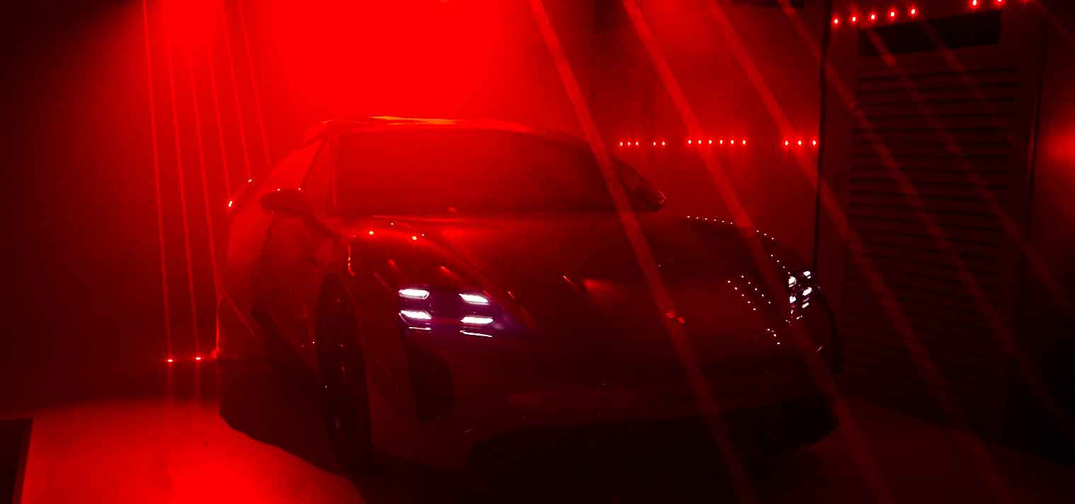 電動化された魂──ポルシェのフル EV「タイカン」がジャパンプレミア|Porsche