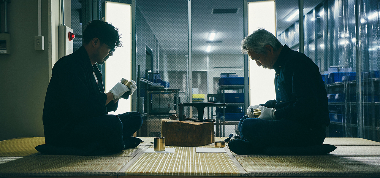 伝統工芸とデジタル技術が邂逅して生まれたワイヤレススピーカー「響筒」｜Panasonic