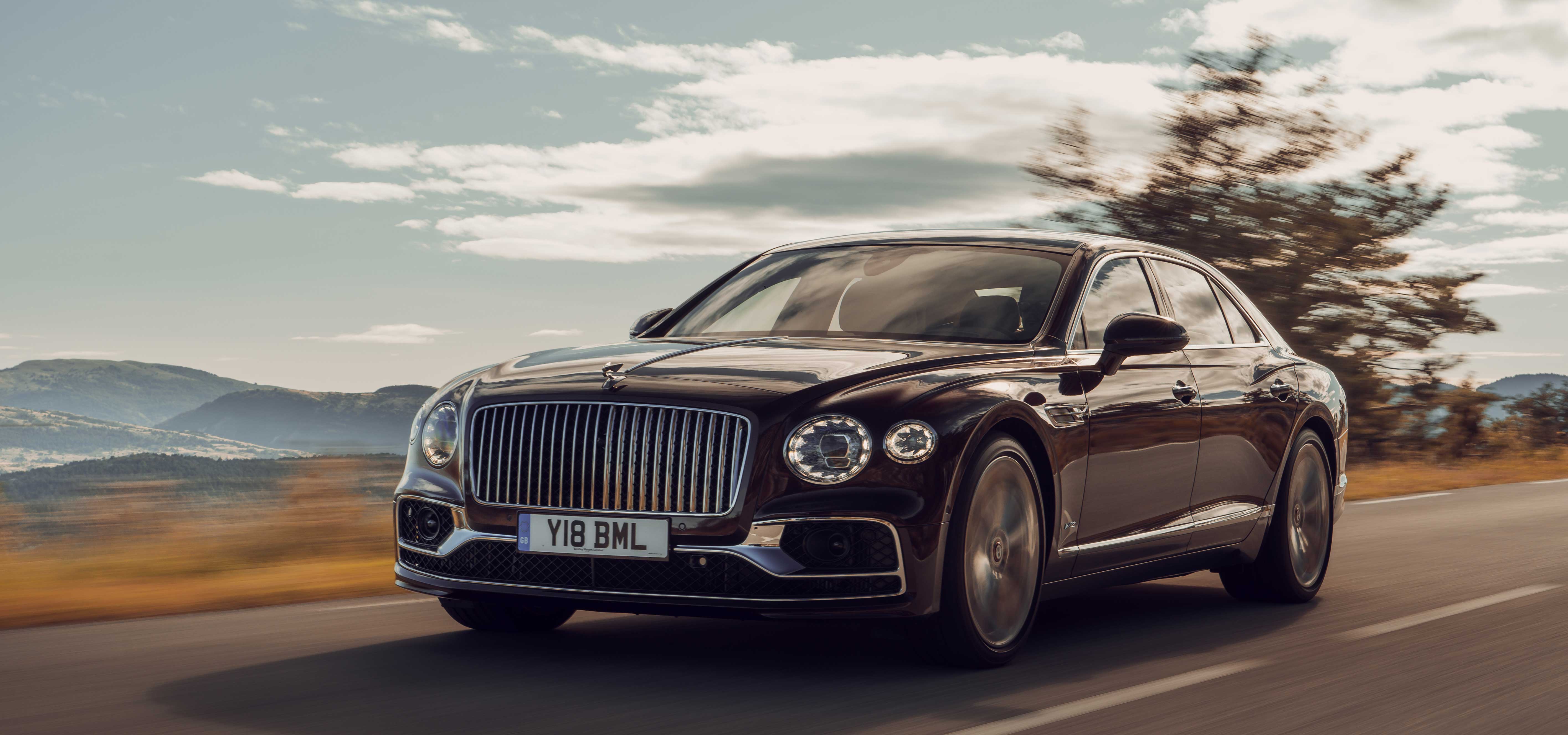 世界でも特別な一台──新型ベントレー フライングスパーに試乗|Bentley