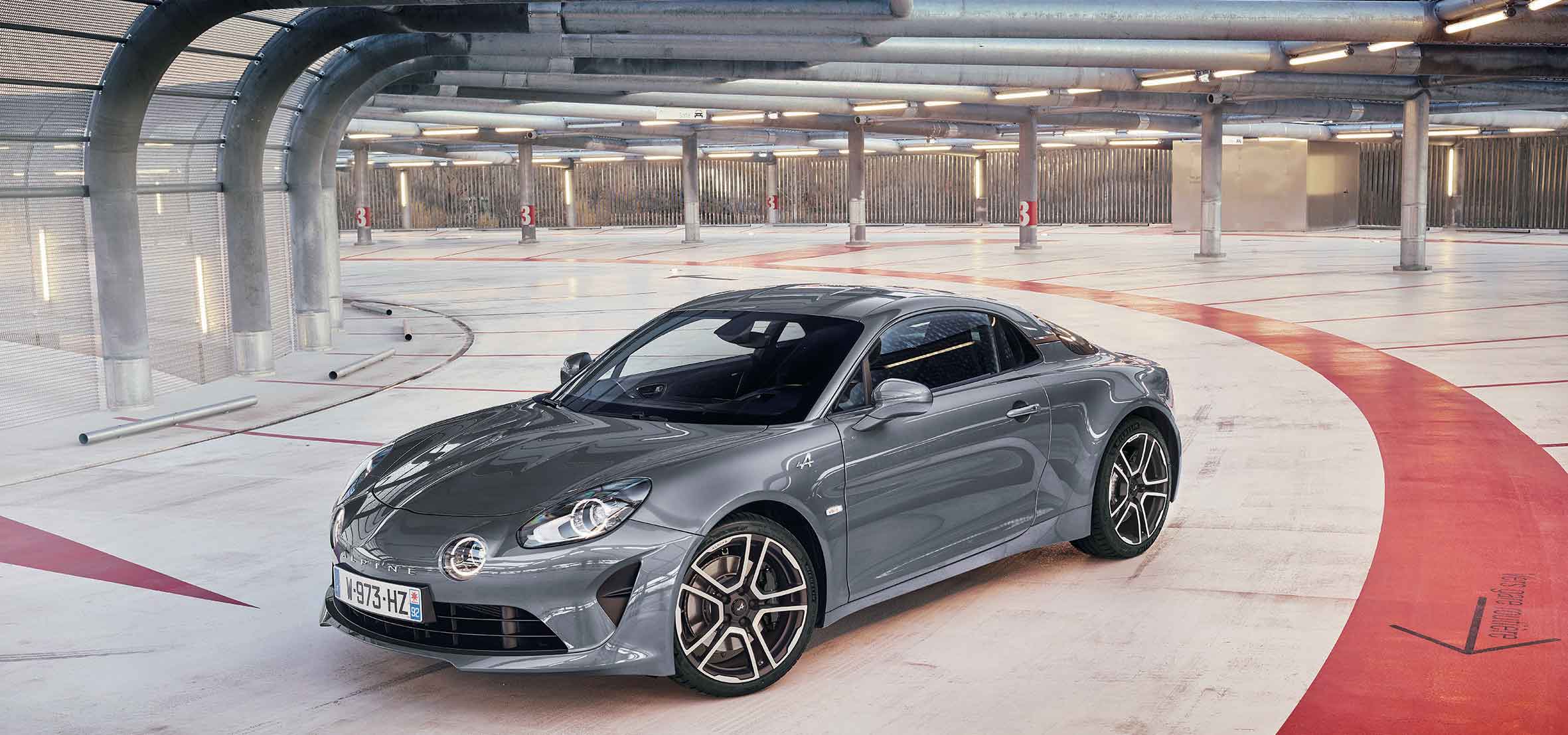 アルピーヌに10台限定の左ハンドルモデルが登場｜Aipine