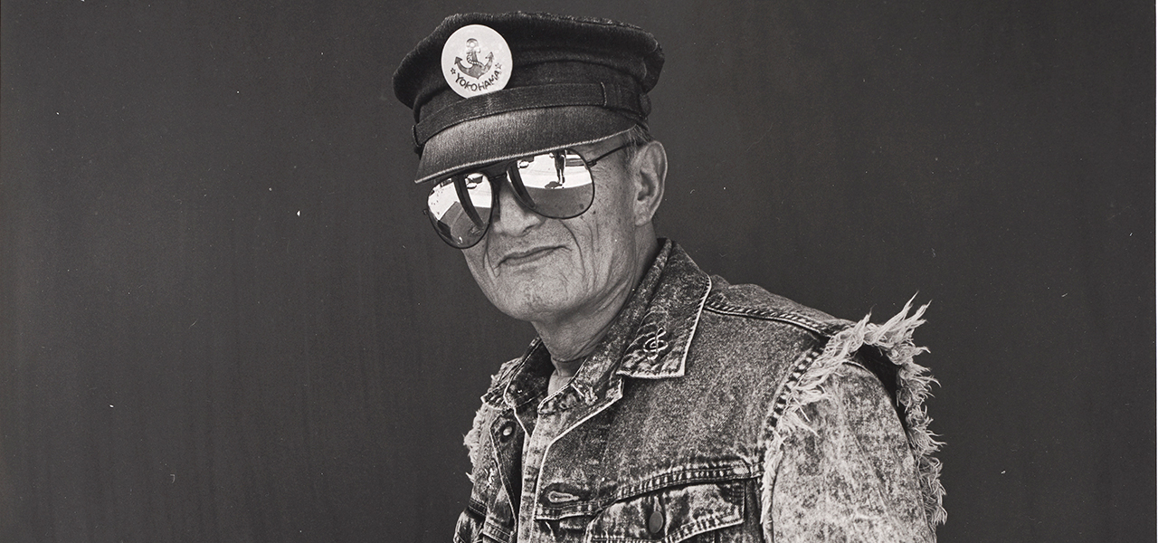 人間の存在を写し撮る写真家・鬼海弘雄の個展『や・ちまた』｜ART