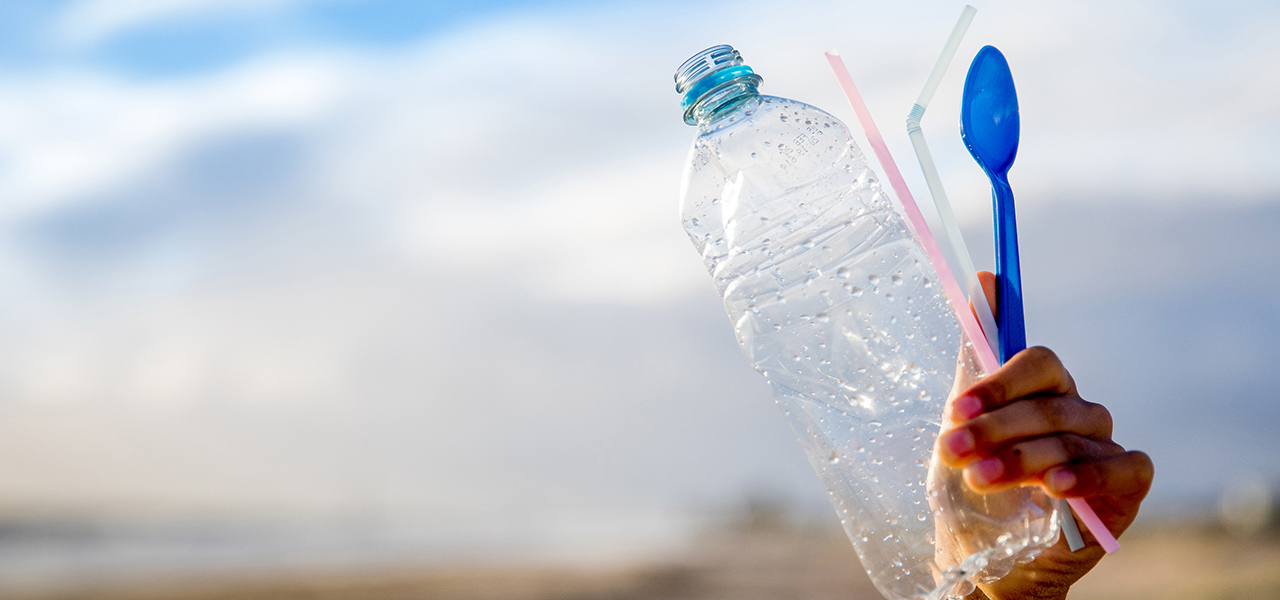 2022年までにグループホテルで提供する使い捨てプラスチックを全世界的に廃止|ACOOR