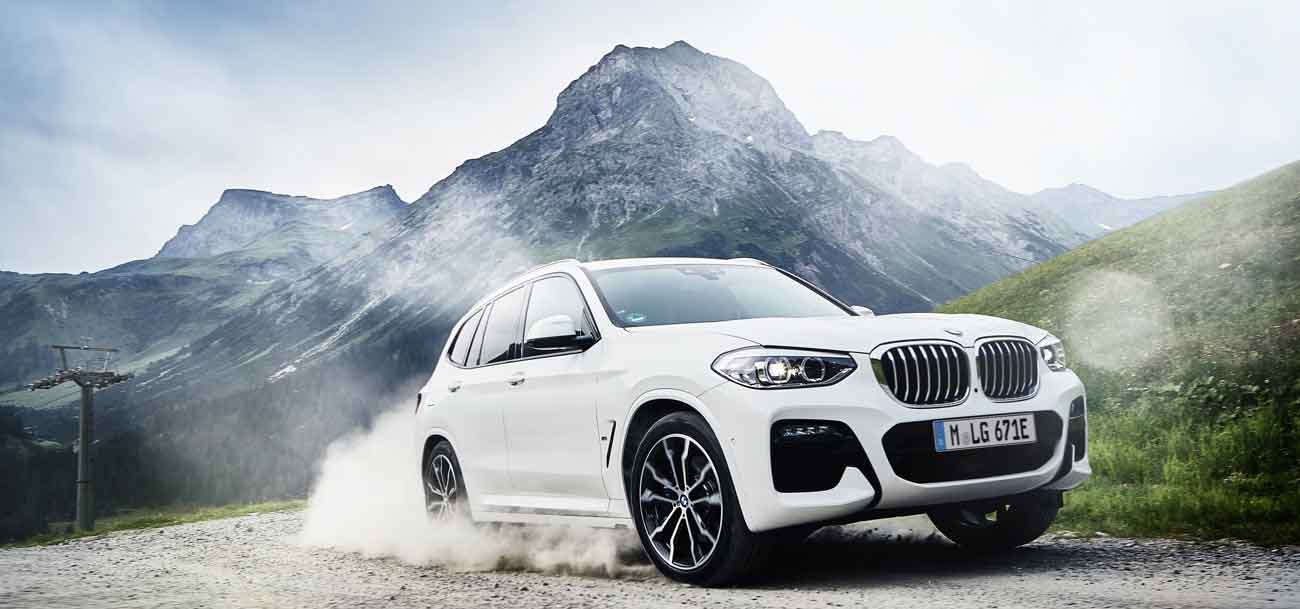 BMWがX3史上初のPHVモデルを発売|BMW