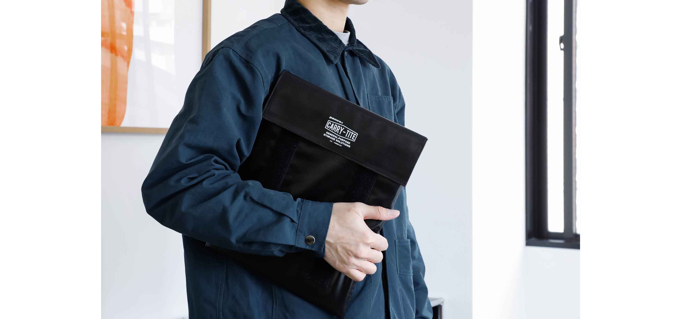 キャリータイトシリーズにLサイズ登場。 PCやタブレットなどの持ち運びに｜penco