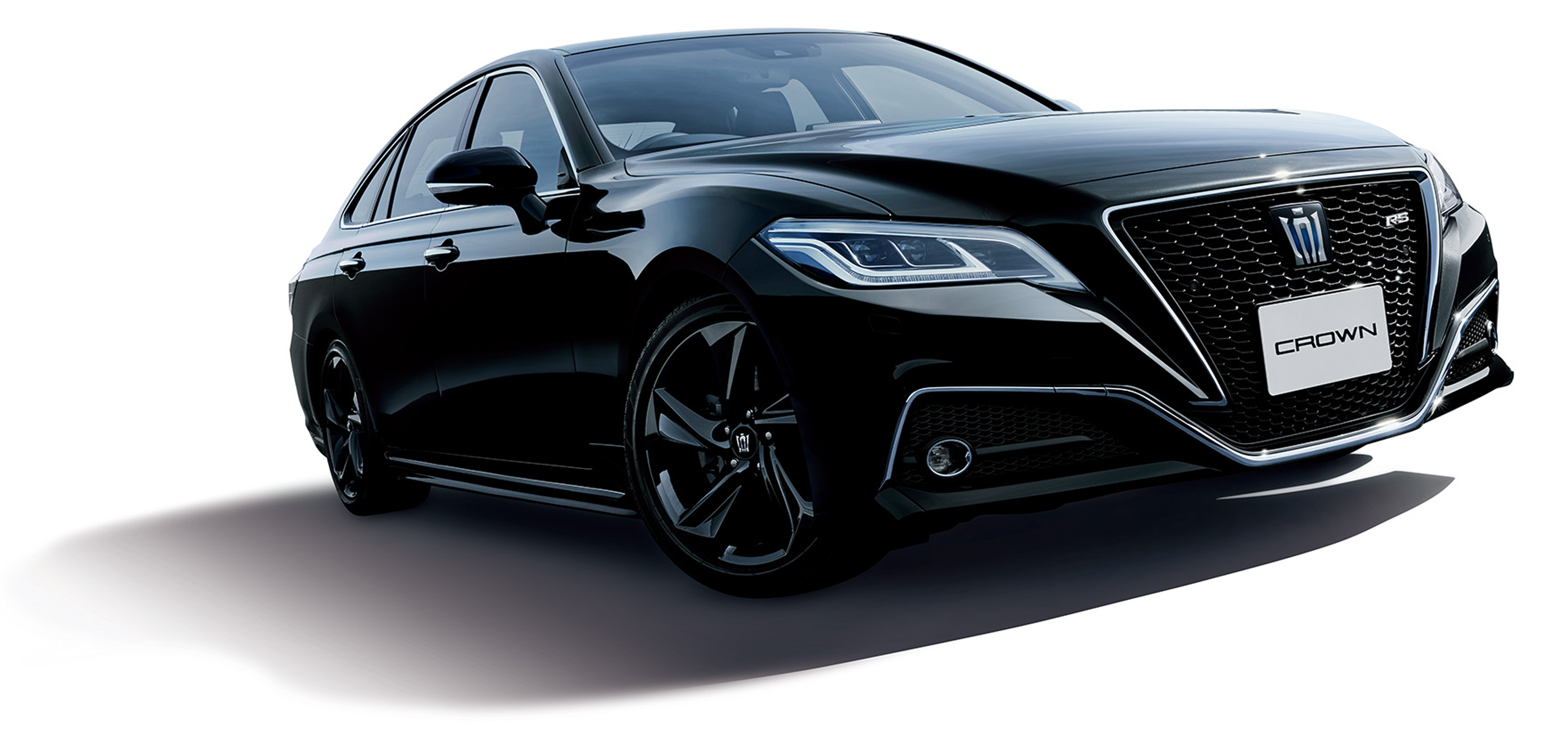 トヨタ「クラウン」の一部改良と65周年特別仕様車設定を発表|TOYOTA