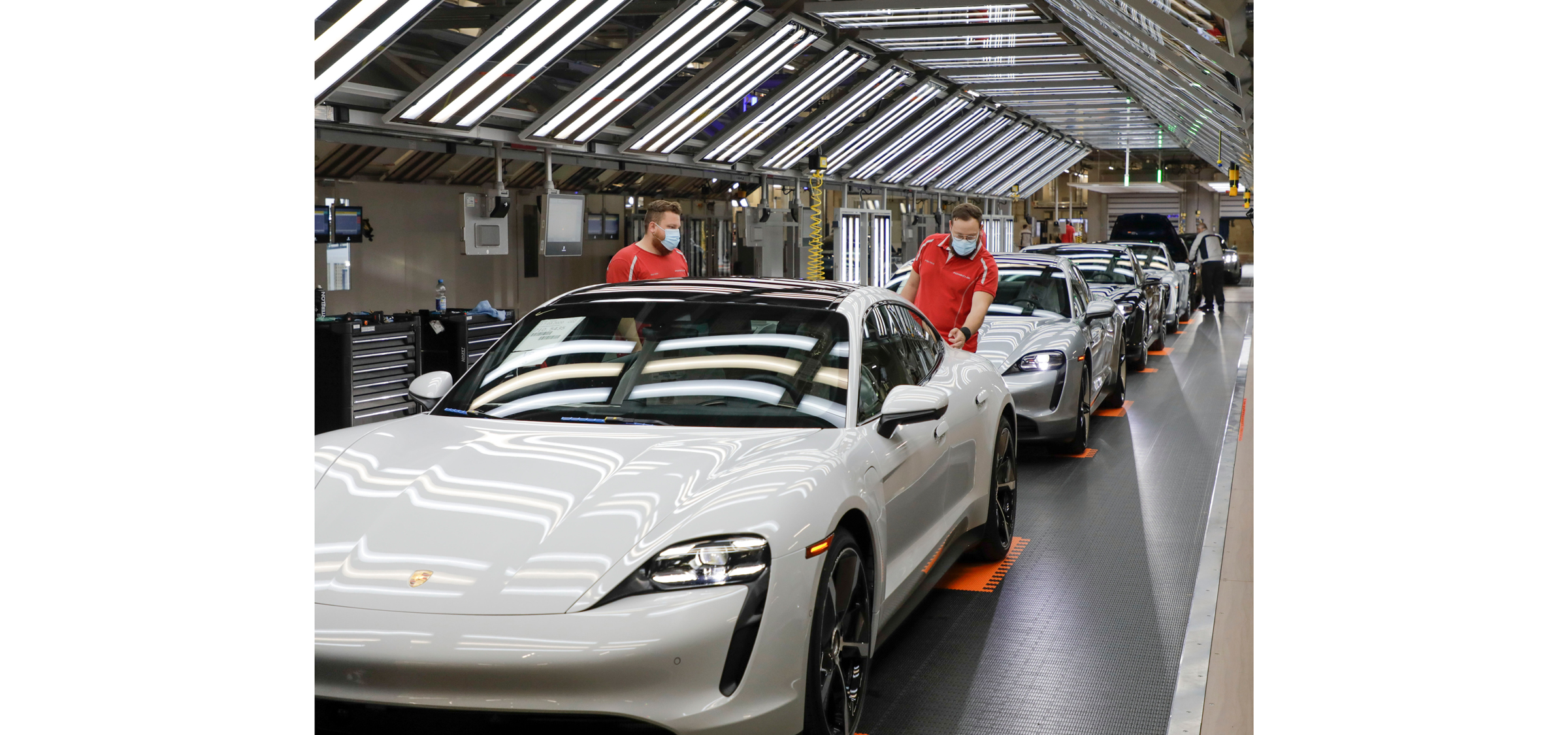 ポルシェがスポーツカーの生産を再開｜Porsche