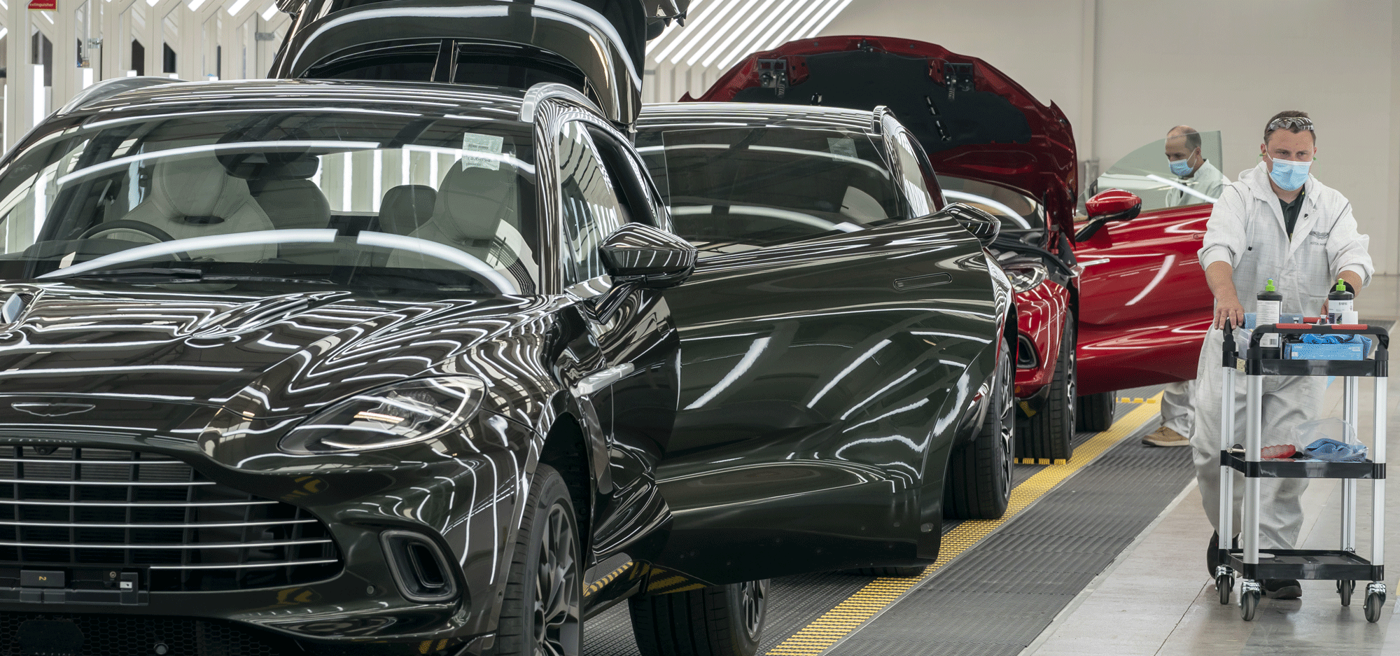 アストンマーティン･ラゴンダが英国工場の生産を段階的に再開｜Aston Martin Lagonda