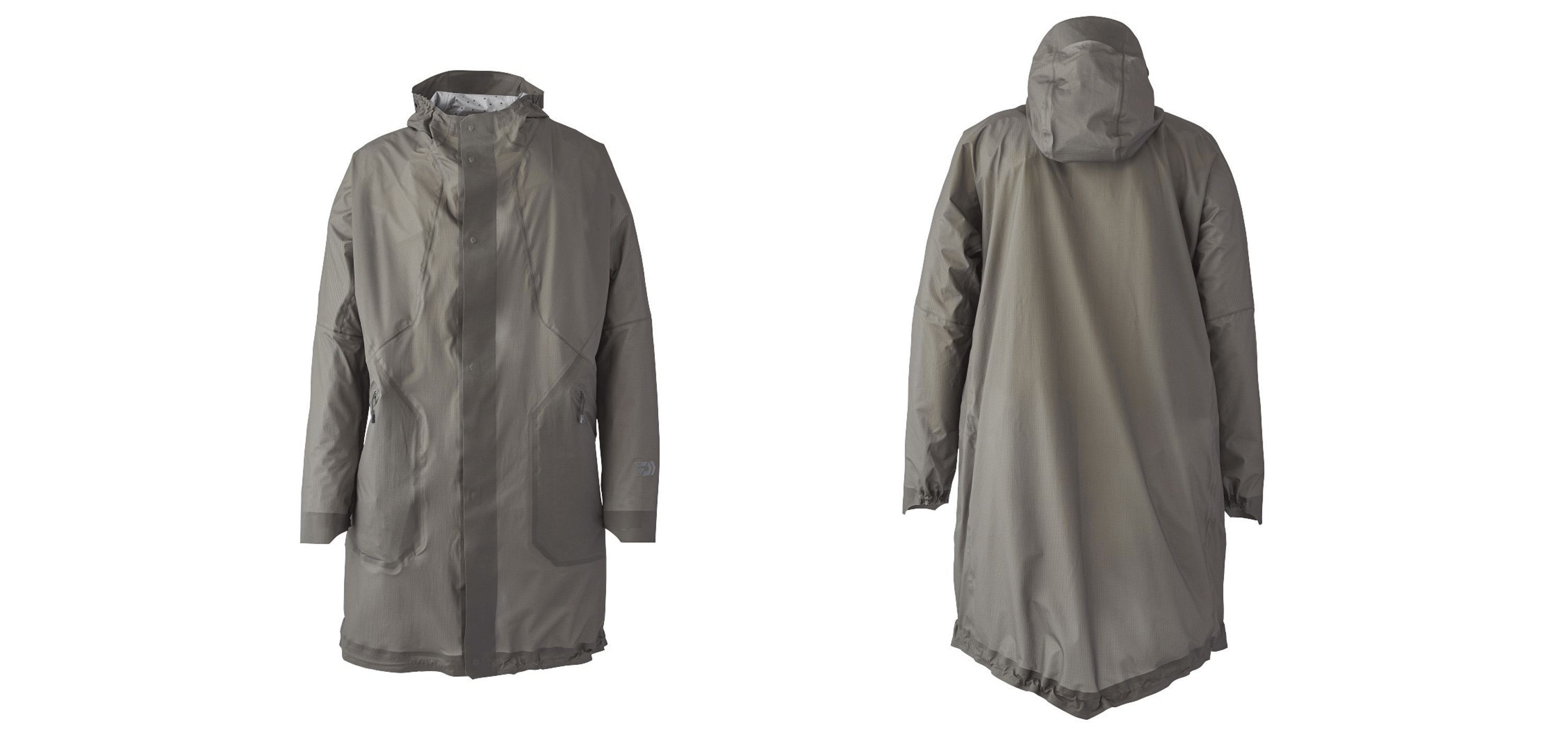 オーバーサイズのシルエットでタウンユースでも活躍必至。超極薄3層構造のレインコート｜DAIWA