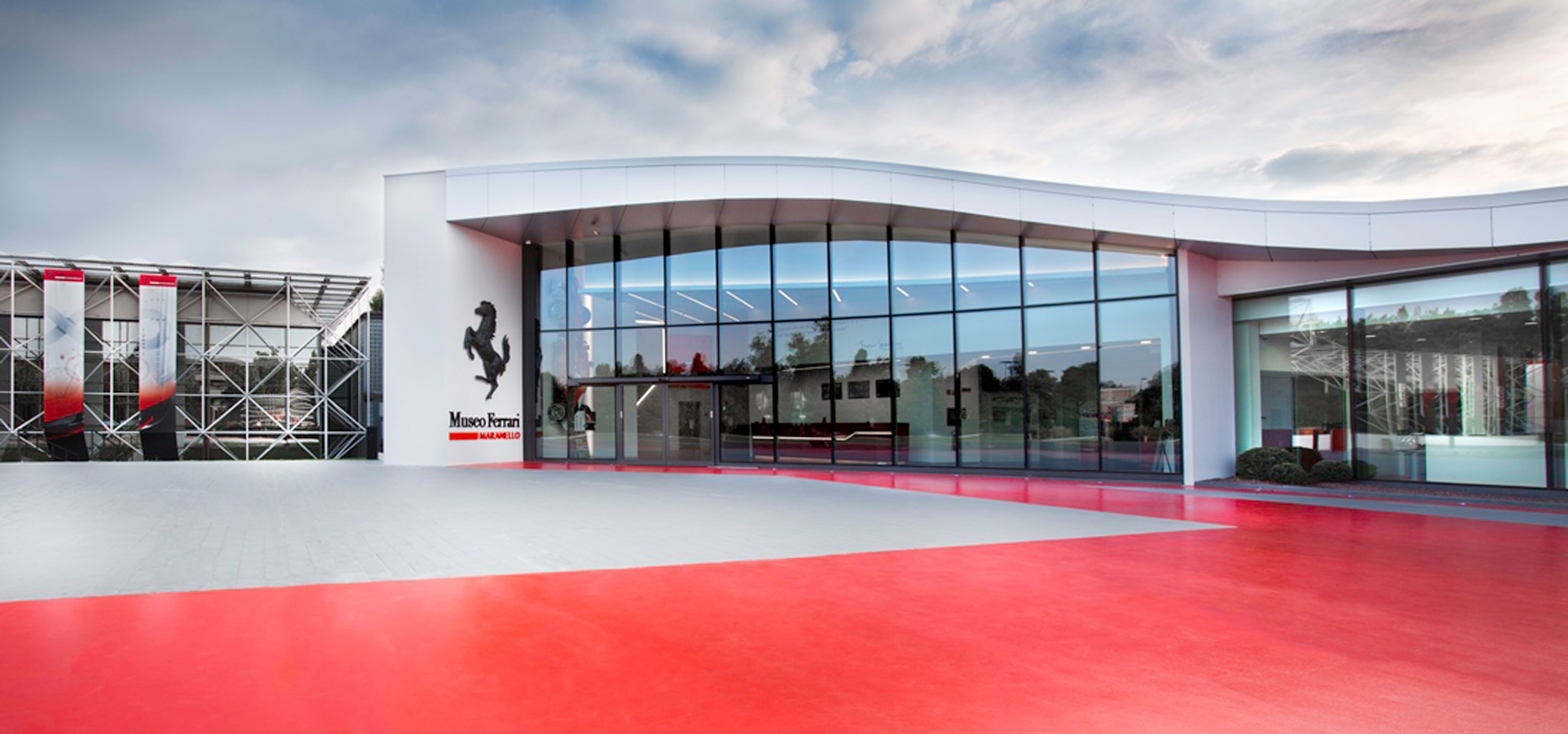 マラネロとモデナのフェラーリ・ミュージアムが再開|Ferrari