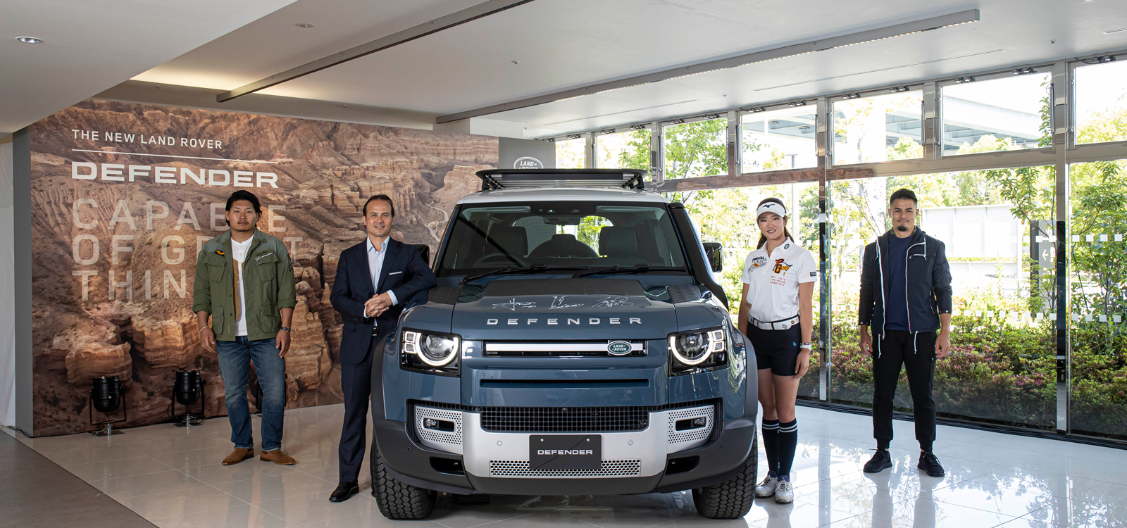 71年ぶりにフルモデルチェンジした新型ディフェンダーがジャパンプレミア|Land Rover