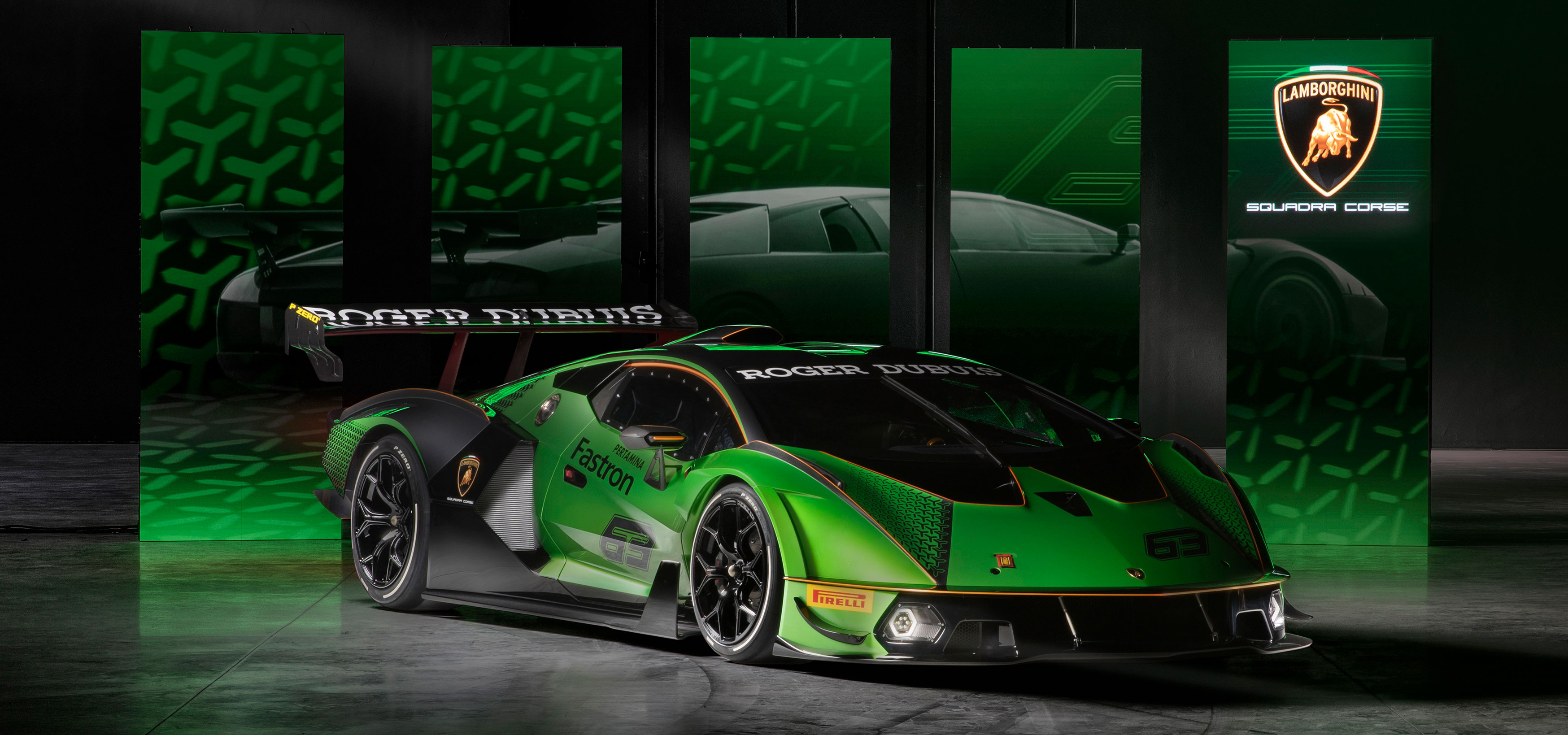 ランボルギーニ史上最強のV12搭載サーキット専用モデル「Essenza SCV12」発表|Lamborghini