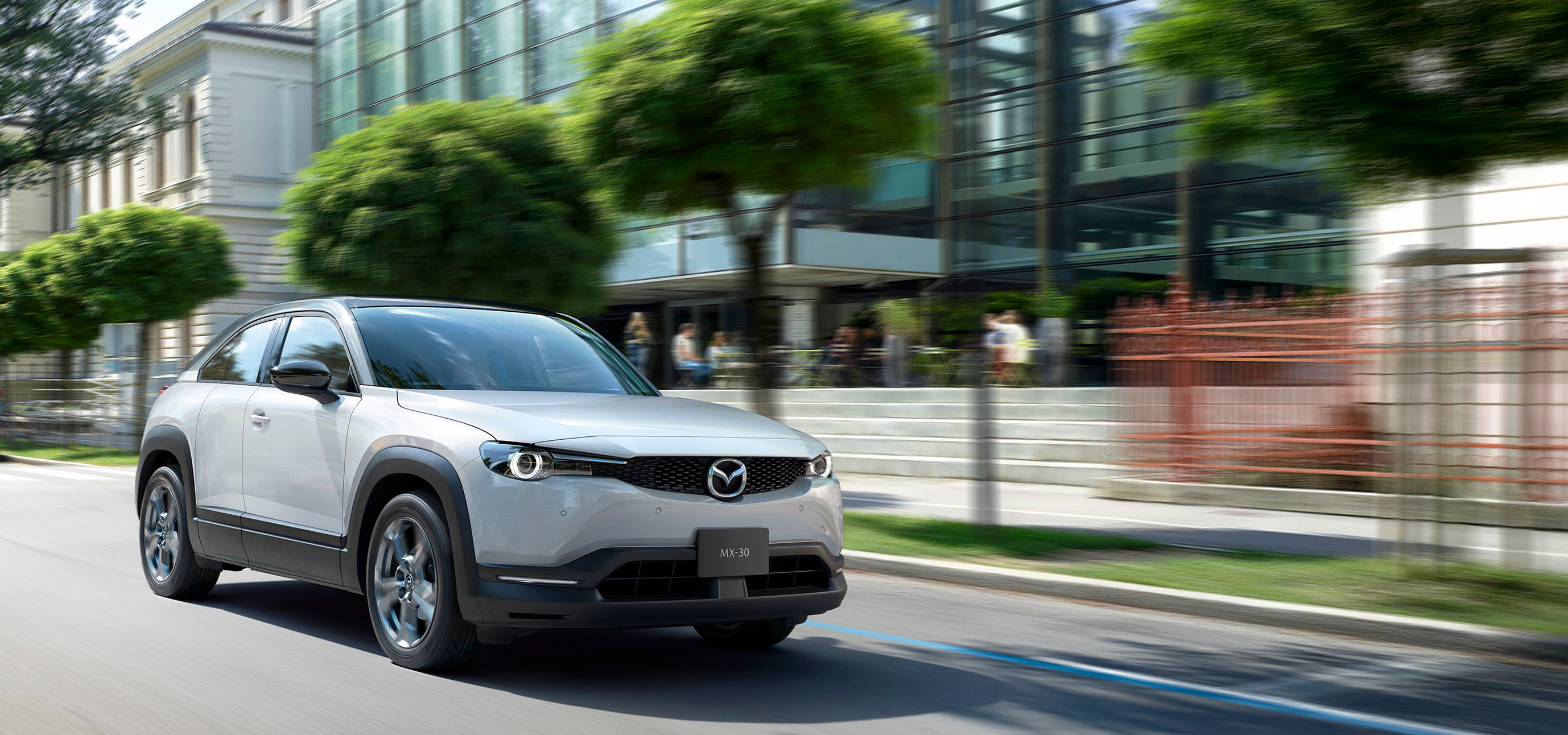 マツダMX-30、今秋国内導入〜EVとマイルドHVモデルをラインアップ〜｜Mazda